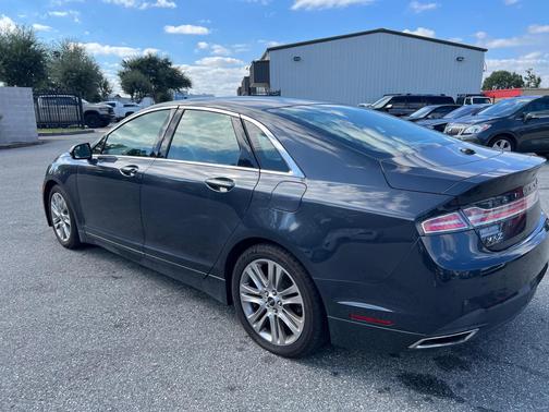 2014 Lincoln MKZ Hybrid Base
