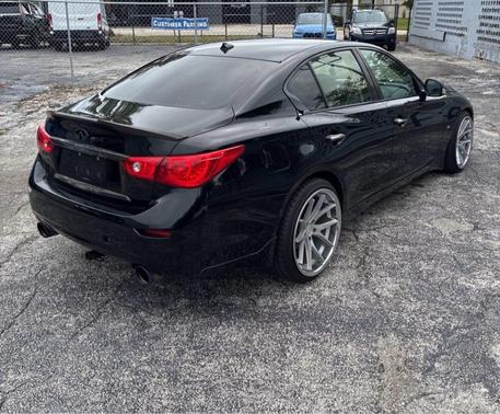 2015 INFINITI Q50 Premium