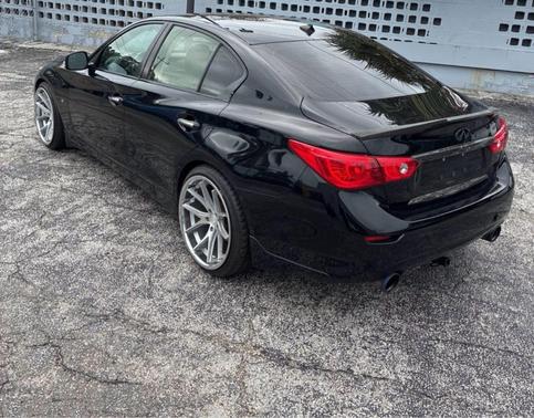 2015 INFINITI Q50 Premium