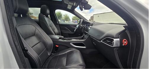 2017 Jaguar F-PACE S