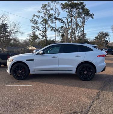 2017 Jaguar F-PACE S