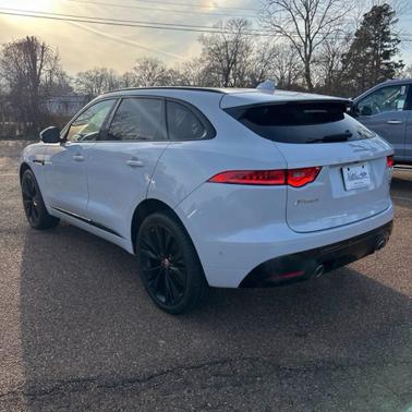 2017 Jaguar F-PACE S