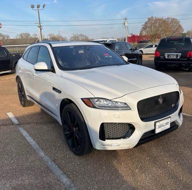 2017 Jaguar F-PACE S
