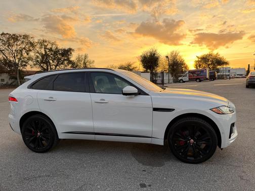2017 Jaguar F-PACE S