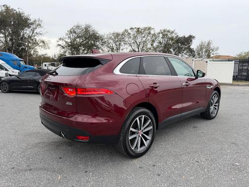 2017 Jaguar F-PACE 35t Prestige