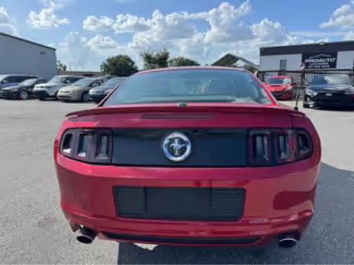 2013 Ford Mustang V6 Premium