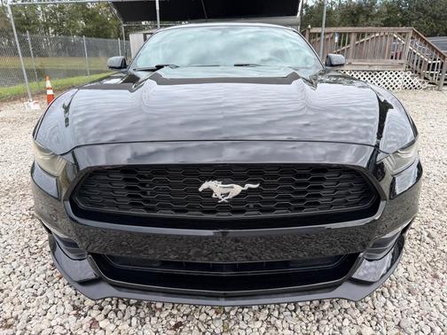 2017 Ford Mustang V6