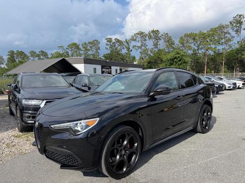Vulcano Black Metallic 2022 Alfa Romeo Stelvio Ti