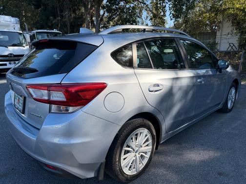 2018 Subaru Impreza 2.0i Premium