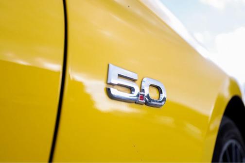 Triple Yellow Tri-Coat 2017 Ford Mustang GT