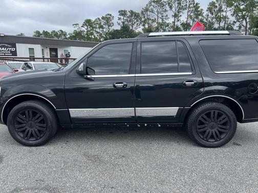 2010 Lincoln Navigator Base