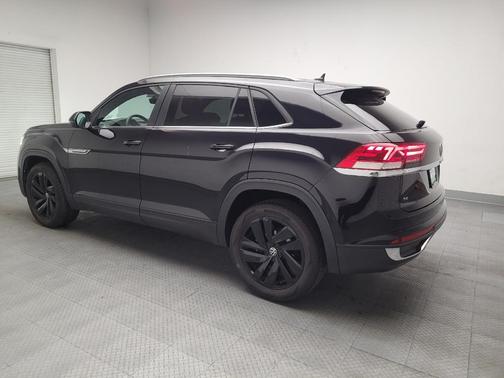 2022 Volkswagen Atlas Cross Sport 2.0T SE w/Technology