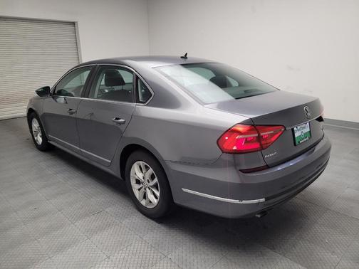 2016 Volkswagen Passat 1.8T S
