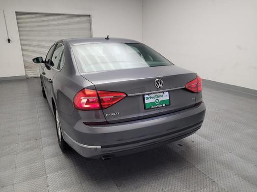 2016 Volkswagen Passat 1.8T S