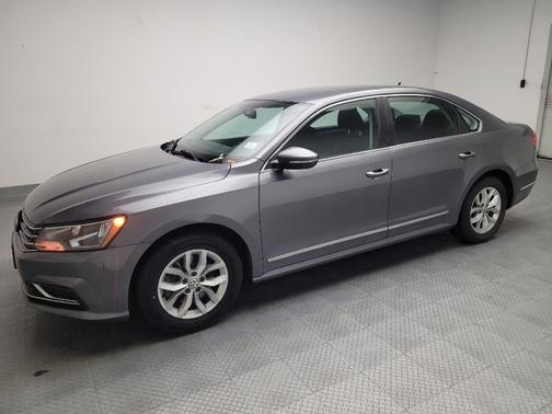 2016 Volkswagen Passat 1.8T S