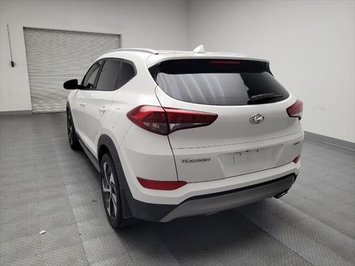 2018 Hyundai TUCSON Sport