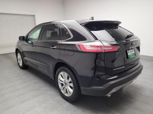Agate Black Metallic 2022 Ford Edge Titanium