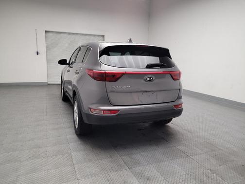 Mineral Silver 2017 Kia Sportage LX