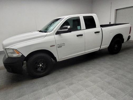 Bright White Clearcoat 2019 RAM 1500 Tradesman