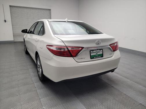 2016 Toyota Camry XLE