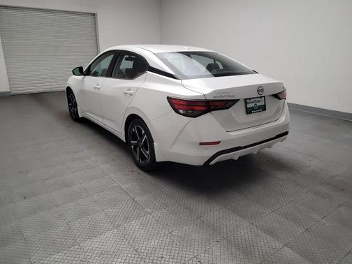 Aspen White Tricoat 2024 Nissan Sentra SV