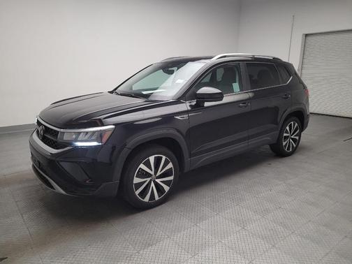 Deep Black Pearl 2022 Volkswagen Taos 1.5T SE