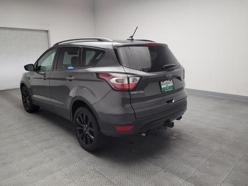 Magnetic Metallic 2018 Ford Escape SE