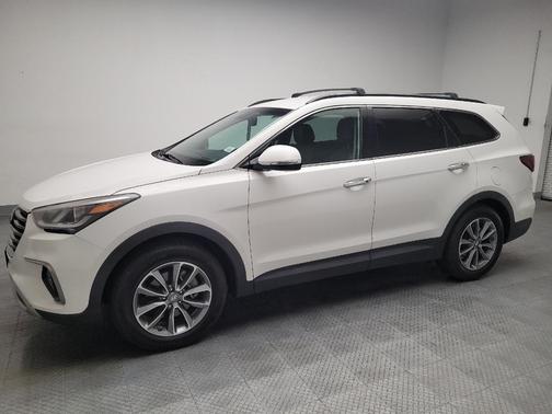 2017 Hyundai SANTA FE SE