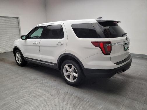 White 2018 Ford Explorer XLT