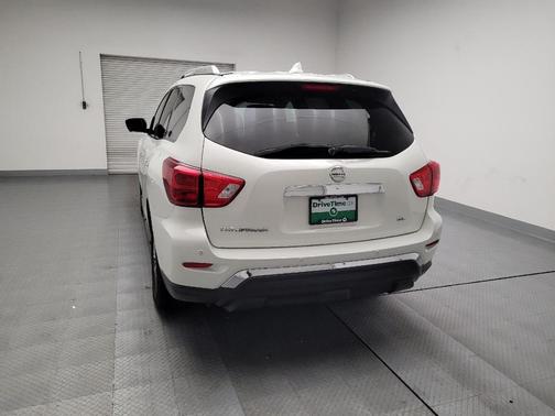 2020 Nissan Pathfinder SL 2WD