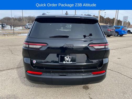 2023 Jeep Grand Cherokee L Altitude