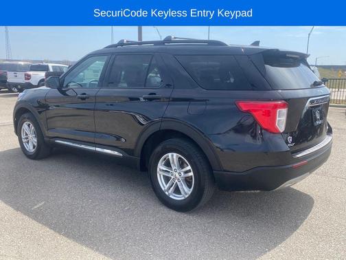 Agate Black Metallic 2023 Ford Explorer XLT