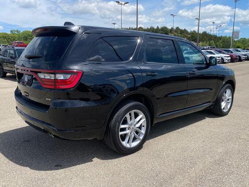 DB Black Crystal Clearcoat 2025 Dodge Durango GT AWD