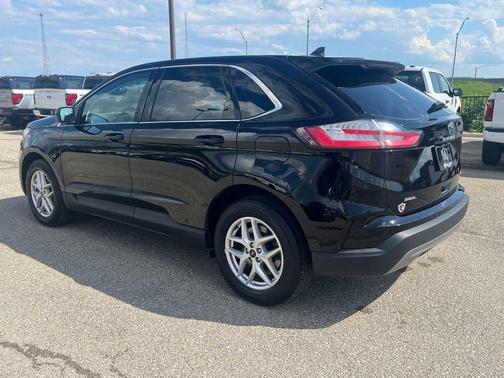 Black Metallic 2023 Ford Edge SEL