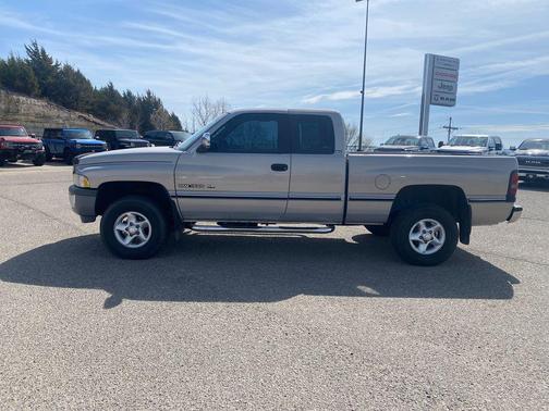 1996 Dodge Ram 1500 ST