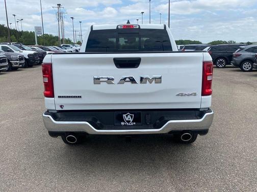 Bright White Clearcoat 2026 RAM 1500 Big Horn/Lone Star
