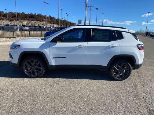 2026 Jeep Compass Latitude