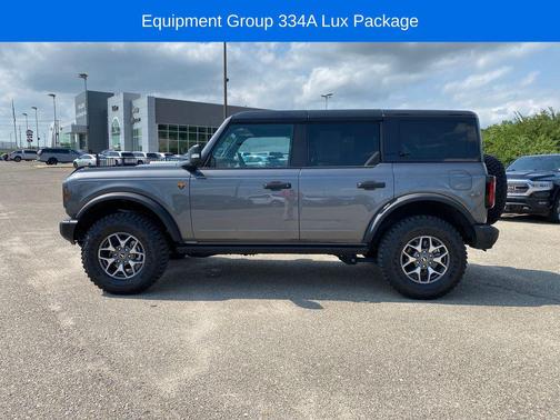Carbonized Gray Metallic 2025 Ford Bronco Badlands