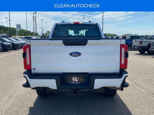 Oxford White 2023 Ford F-250 XL