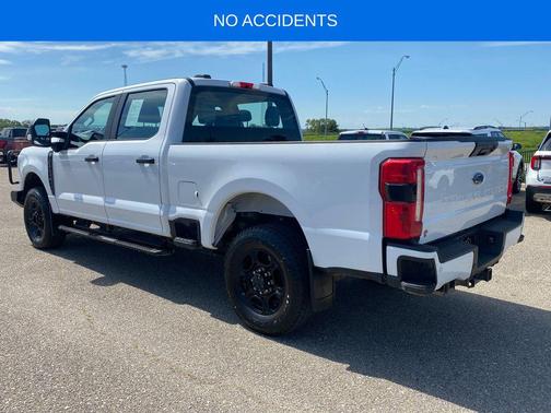 Oxford White 2023 Ford F-250 XL