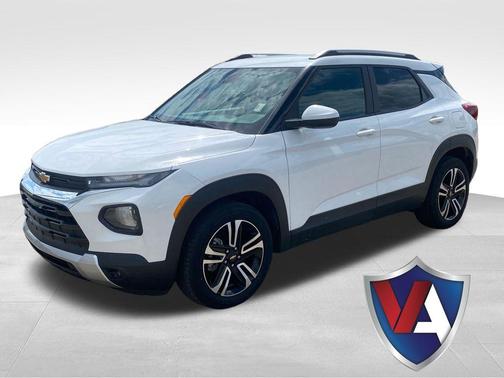 Summit White 2023 Chevrolet Trailblazer LT