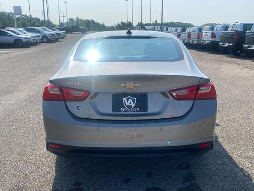 Mineral Gray Metallic 2025 Chevrolet Malibu 1LS