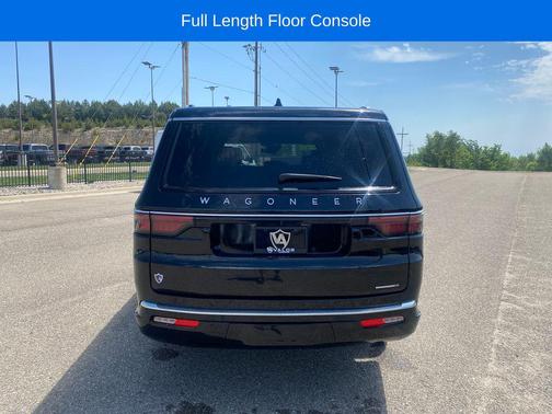 Diamond Black Crystal Pearlcoat 2024 Jeep Wagoneer L Series II 4x4