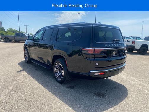 Diamond Black Crystal Pearlcoat 2024 Jeep Wagoneer L Series II 4x4