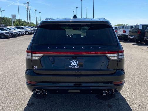 Black Metallic 2025 Lincoln Aviator Reserve AWD