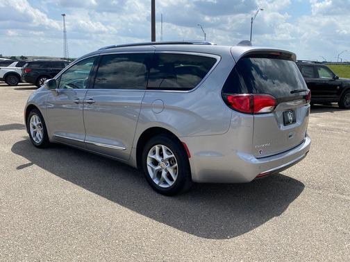 Billet Silver Metallic Clearcoat 2020 Chrysler Pacifica Limited