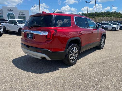 Cayenne Red Tintcoat 2022 GMC Acadia FWD SLE
