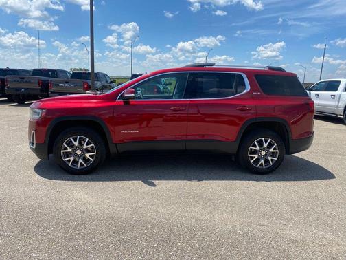 Cayenne Red Tintcoat 2022 GMC Acadia FWD SLE