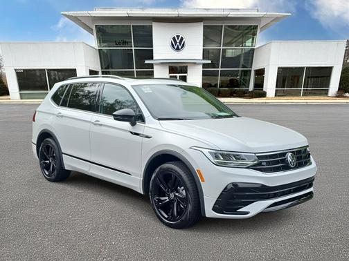 2024 Volkswagen Tiguan 2.0T SE R-Line Black