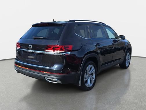 2022 Volkswagen Atlas 2.0T SE w/ Technology